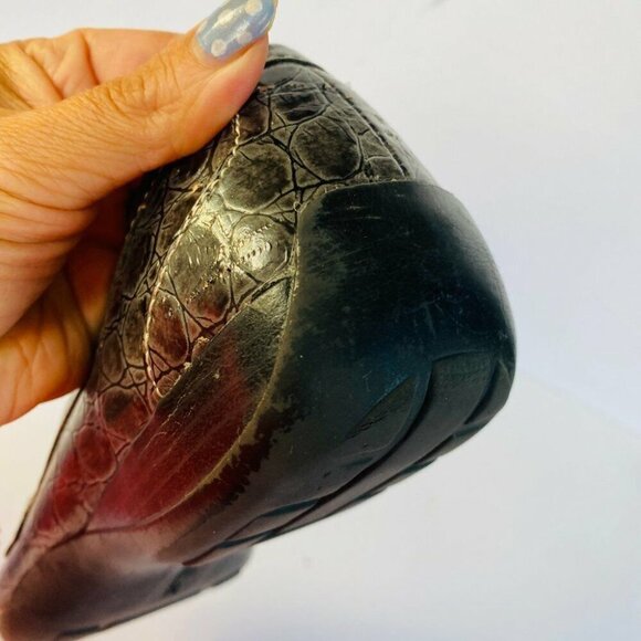 Croco Patent Leather Loafers - Picture 5 of 11